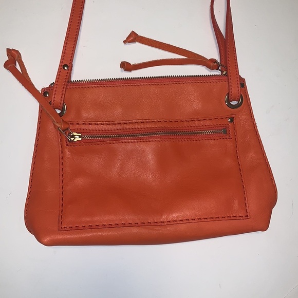Roots Canada Orange Pebbled Leather Crossbody Bag - Picture 3 of 12